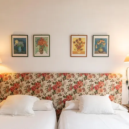Hotel Moragues 4*
