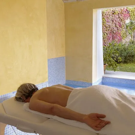 Hotel Moragues