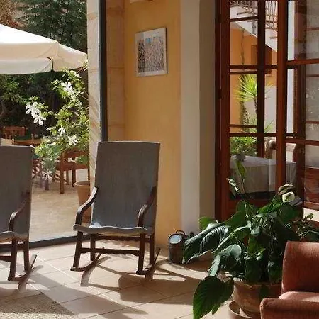 Hotel Moragues