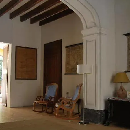 Hotel Moragues
